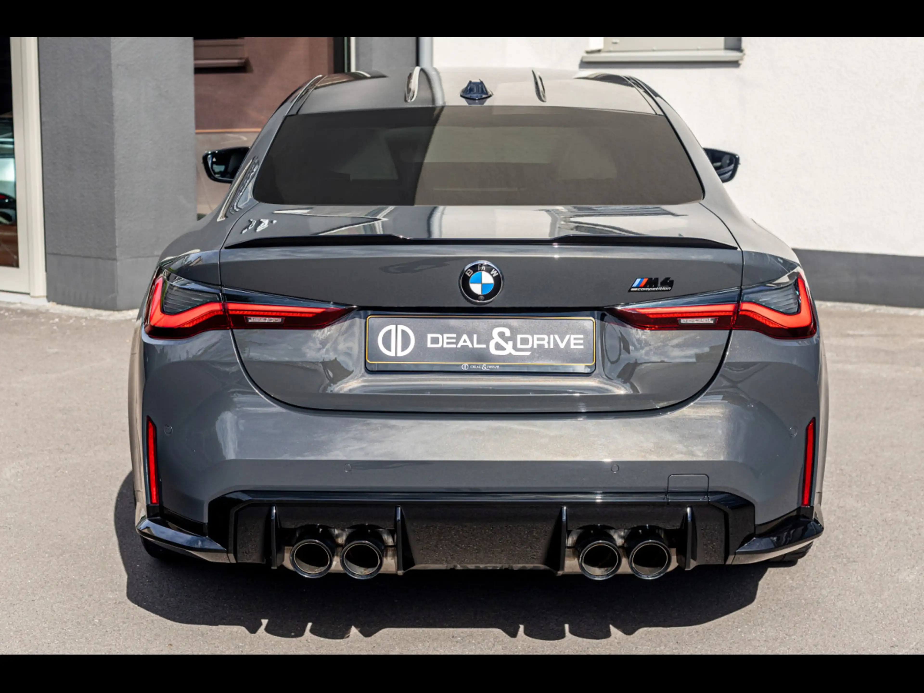 BMW M4 COMPETITION COUPE M XDRIVE°DRAVITGRAU°CARBON°LASER — photo 4