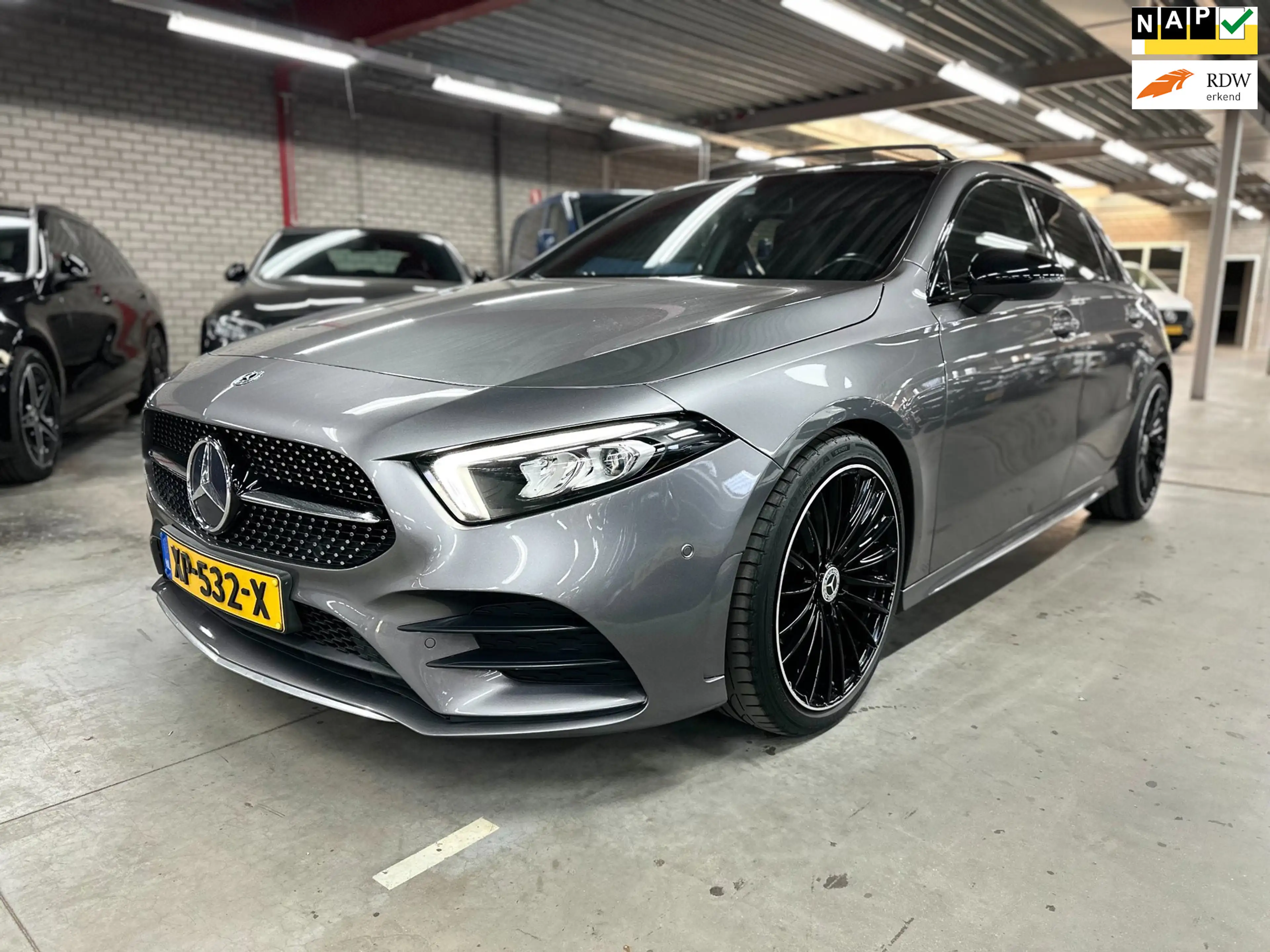 Mercedes-Benz A 200 AMG, Pano, Widescreen, Org NL