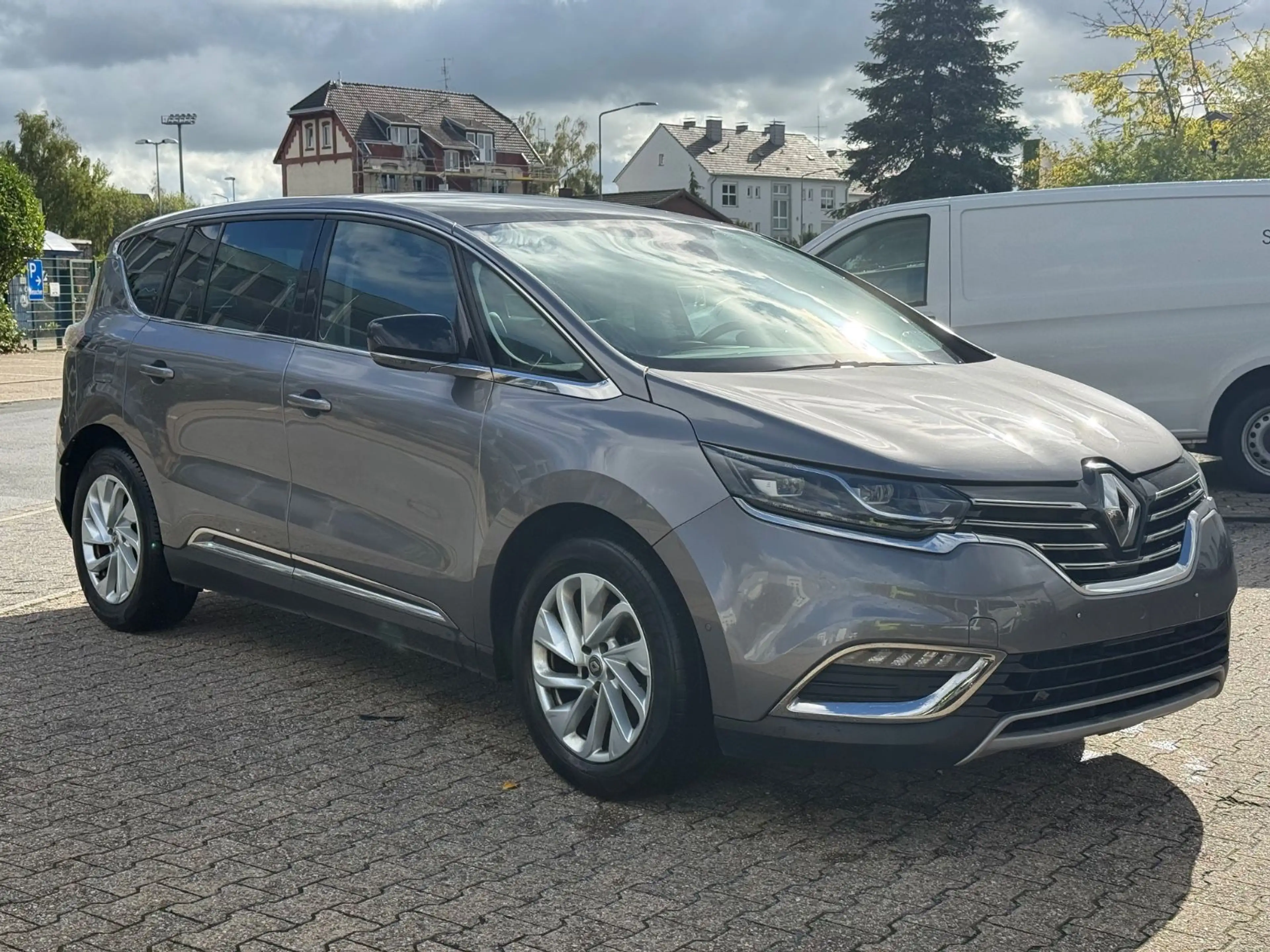 Renault Espace 160dCi Automatik,7Sitze,TLeder,Kamera,AHK — photo 3