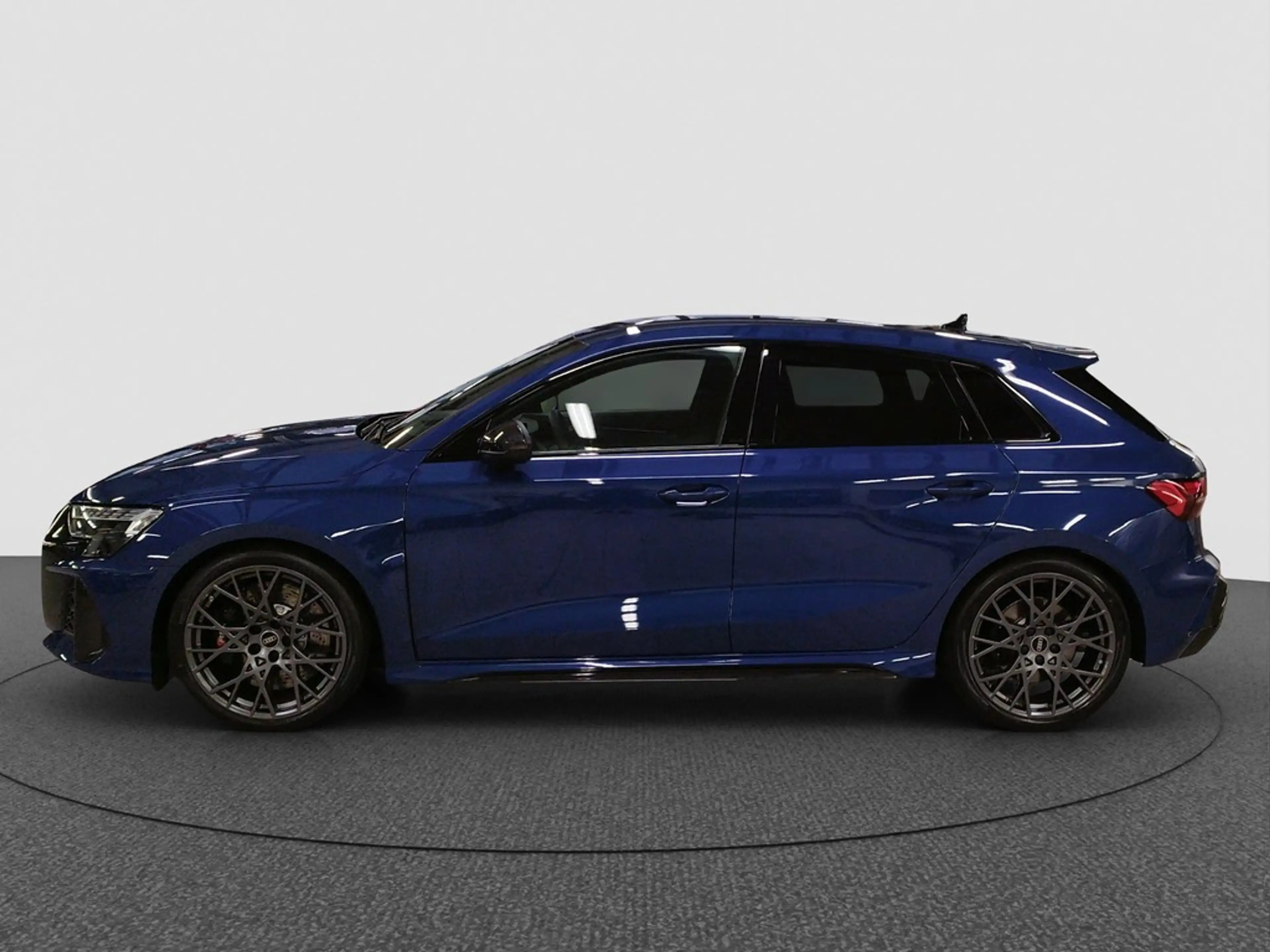 Audi RS3 Sportb. 2.5 TFSI qu. Matrix ACC Kamera SONOS — photo 5