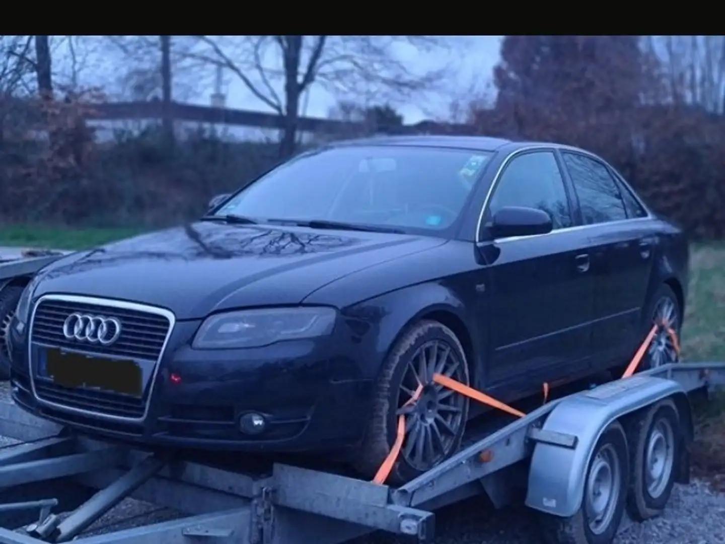 Audi A4 2.0 T FSI multitronic Schlagfest Schwarz - 1