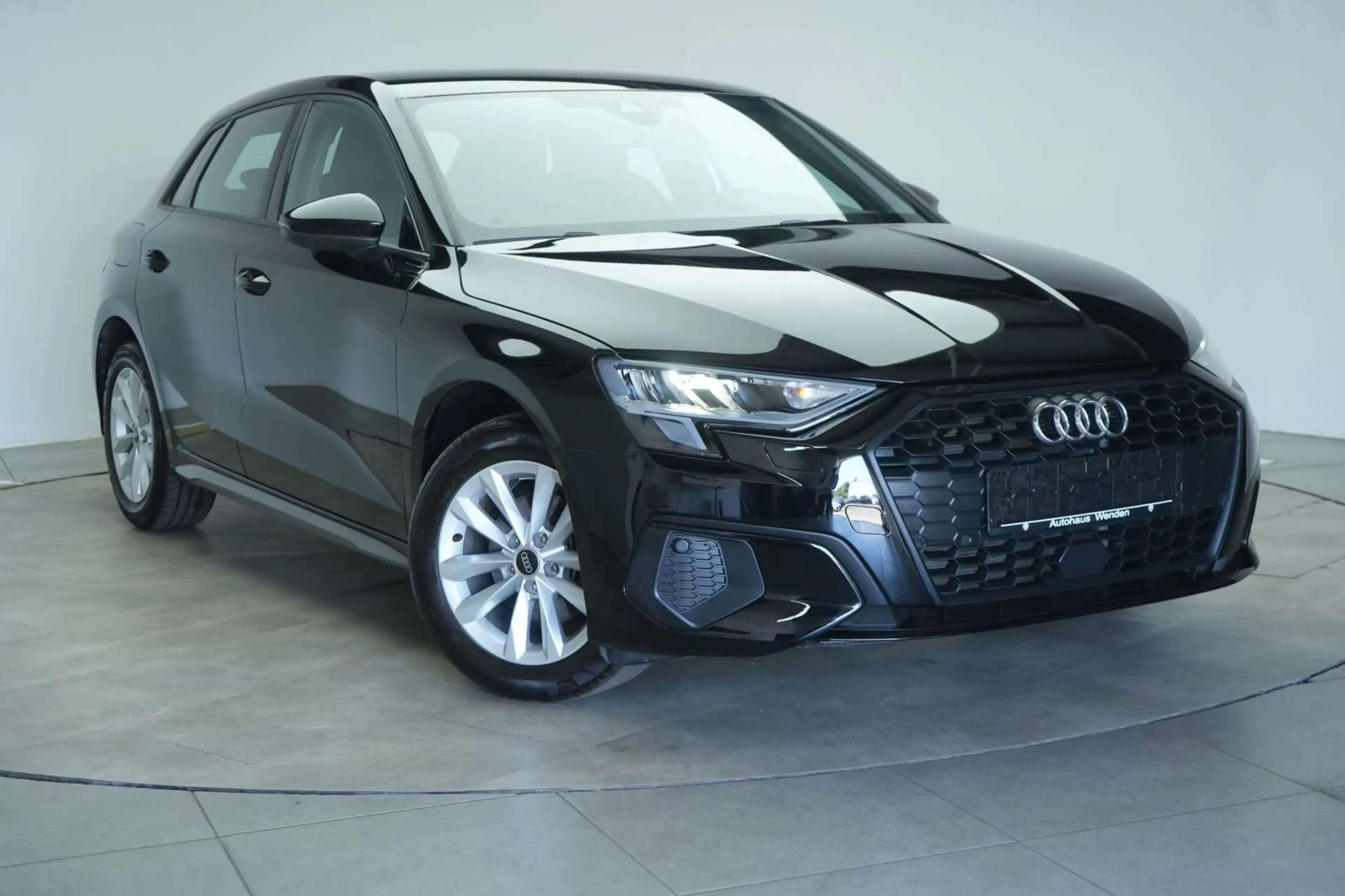 Audi A3 35 TFSI Sportback LED/Lane/Virtual/Tempomat