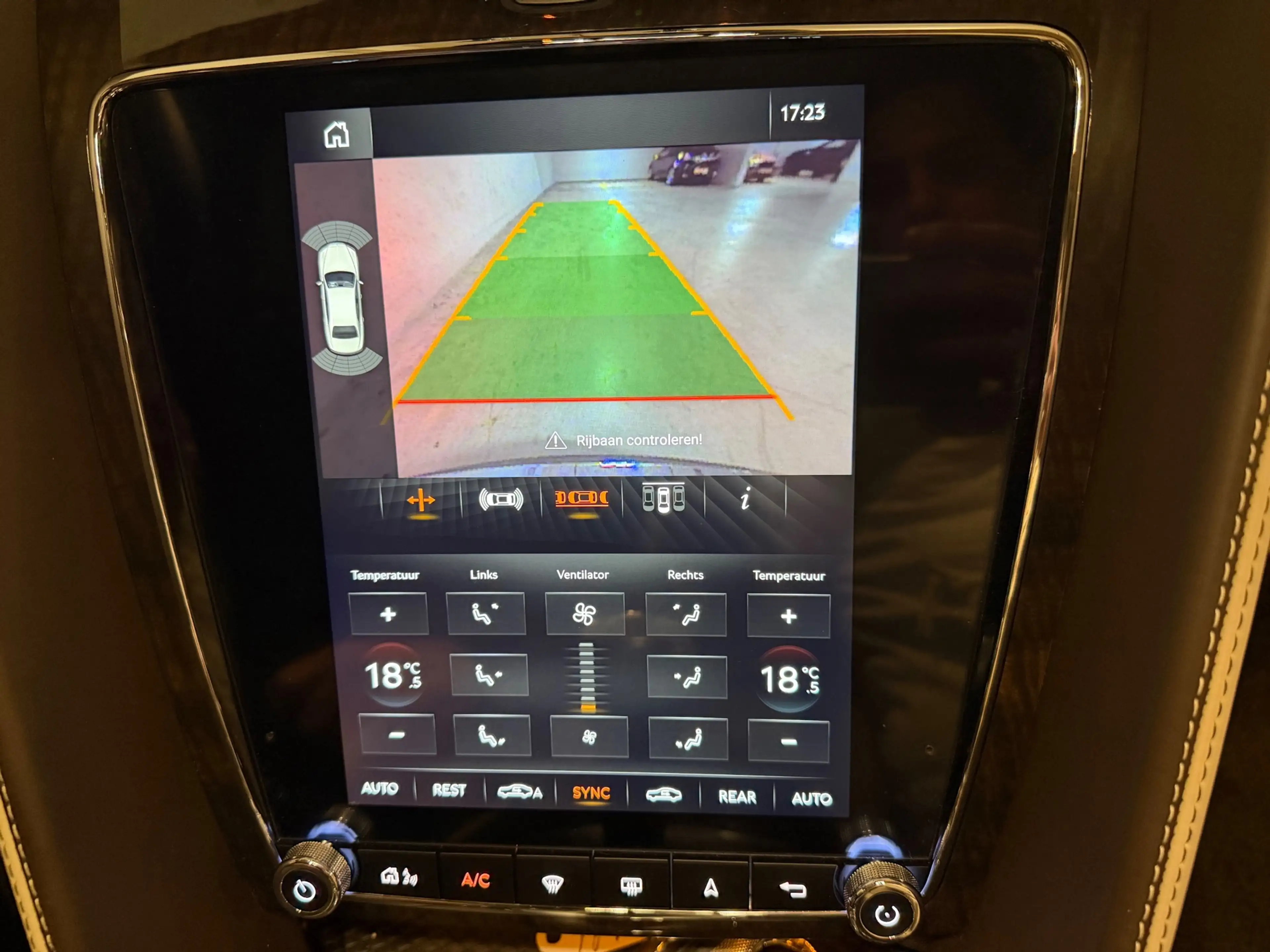 Bentley Flying Spur 6.0 W12 Apple Car Play Dealer Onderhouden — photo 14