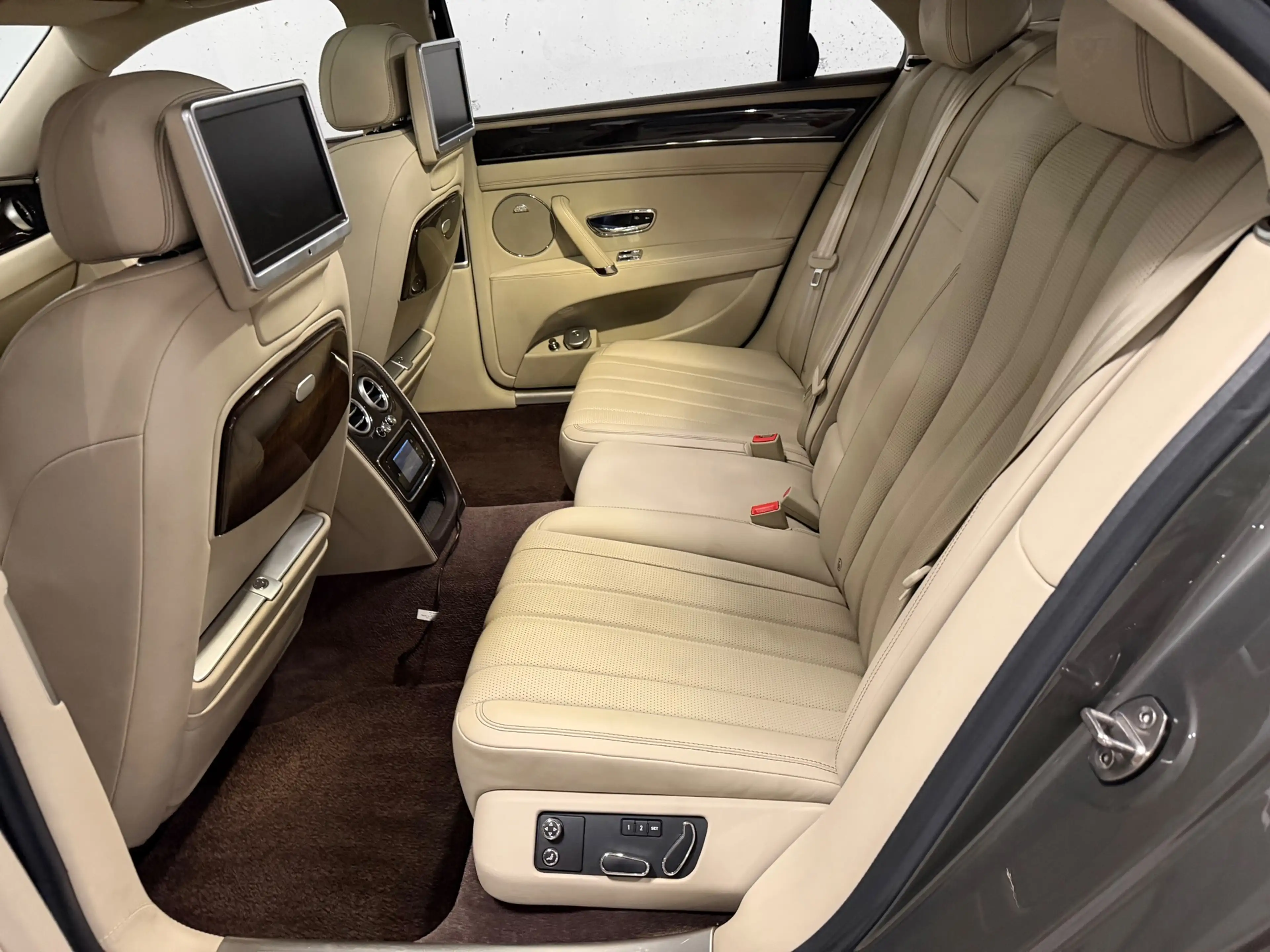 Bentley Flying Spur 6.0 W12 Apple Car Play Dealer Onderhouden — photo 13