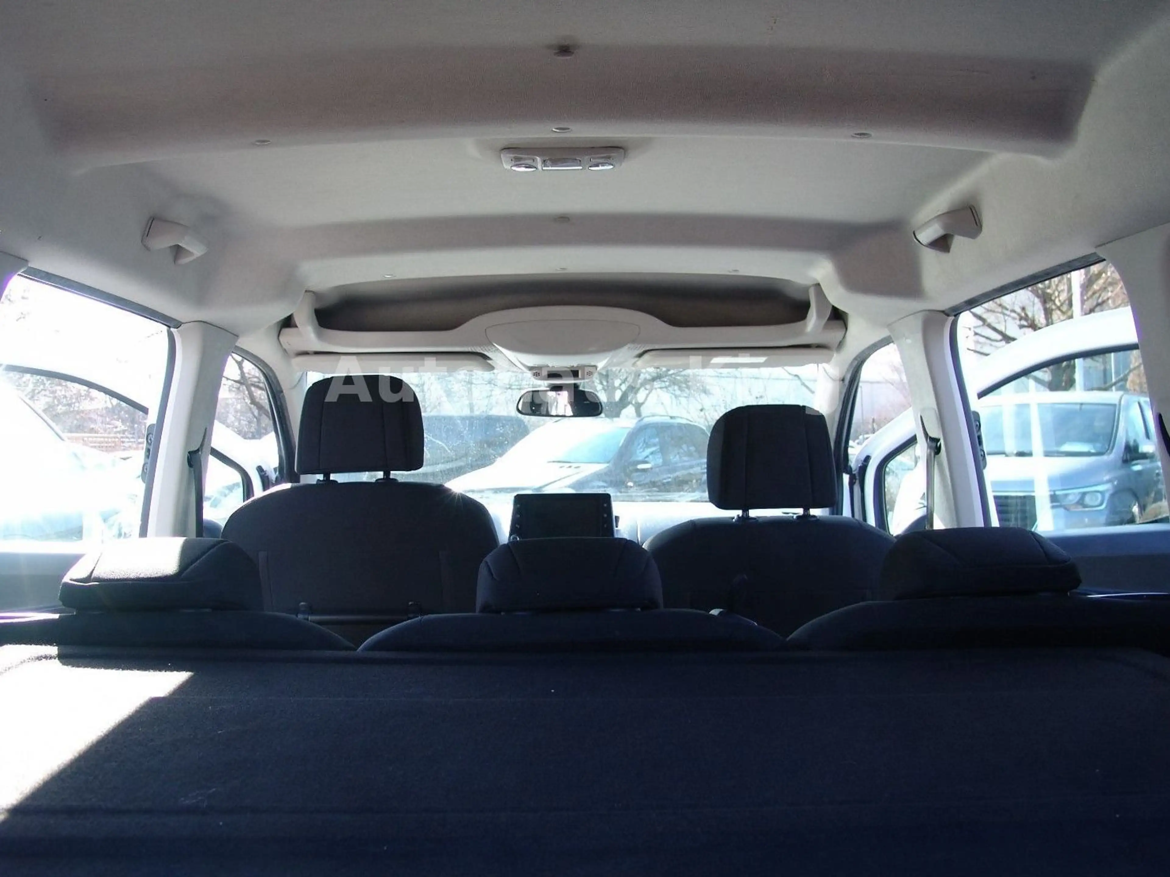 Opel Combo Life E Edition-AUTOM/NAVI — photo 11