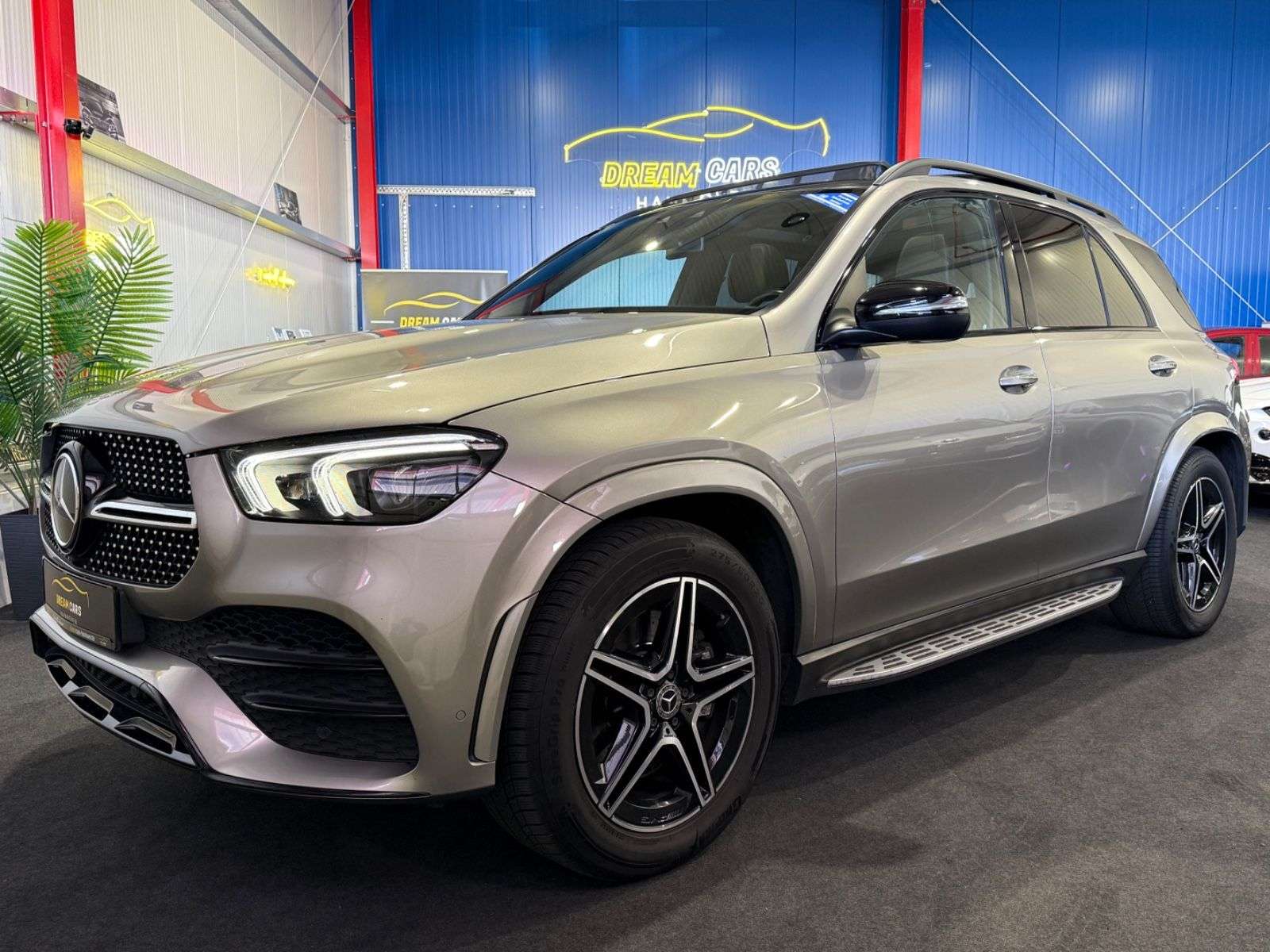 Second hand Mercedes Benz Gle-Class 