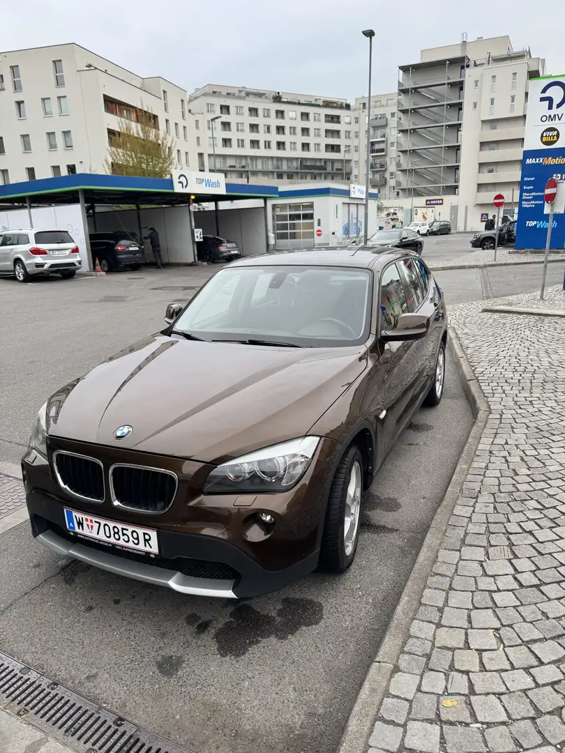 BMW X1 xDrive18d - 1