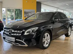 Mercedes-Benz GLA 180 *NAVi*LED*PDC*SiTZHG*