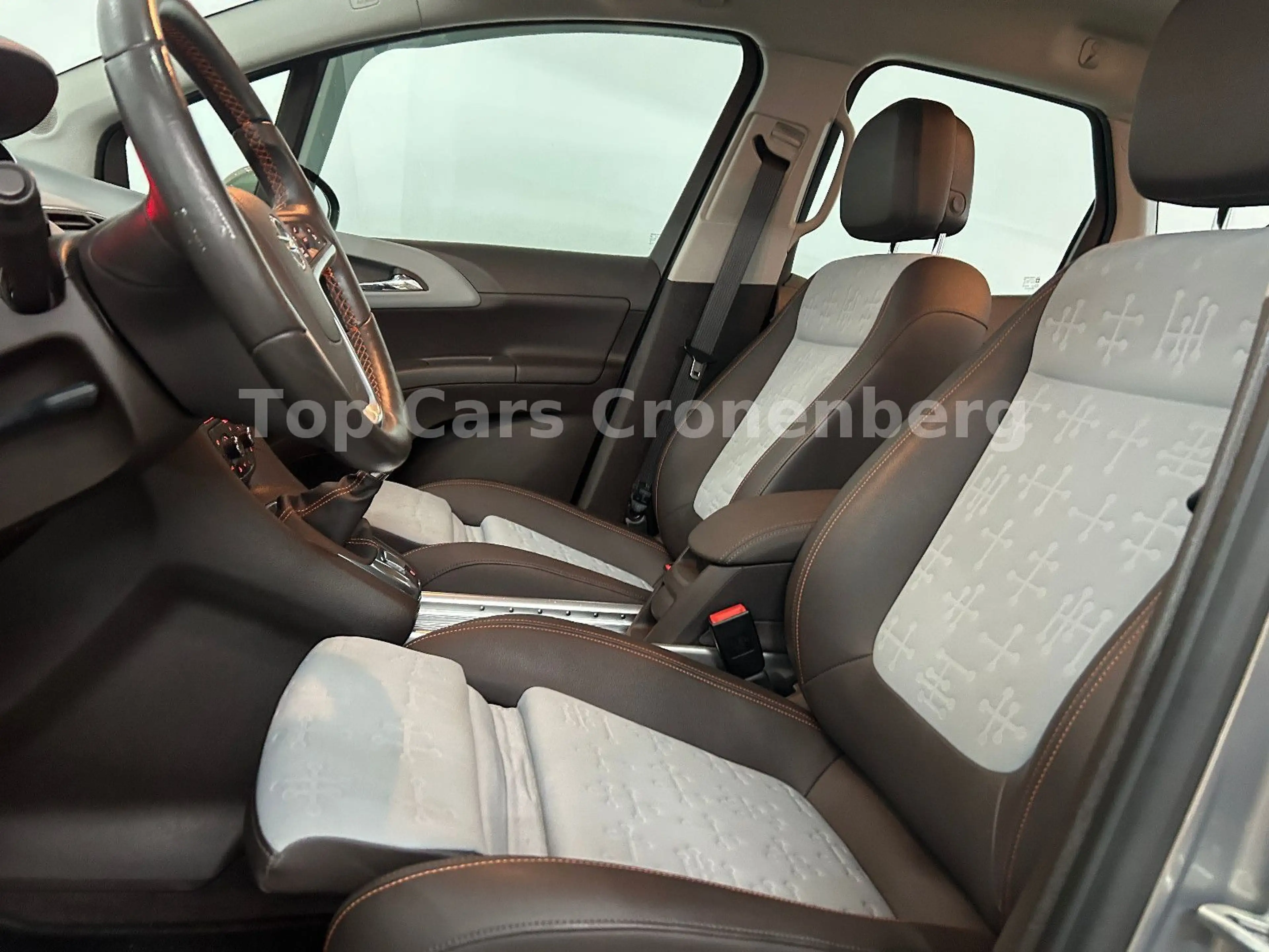 Opel Meriva 1.4 B Innovation*Leder*Navi*PDC*SHZ*EURO5 — photo 5