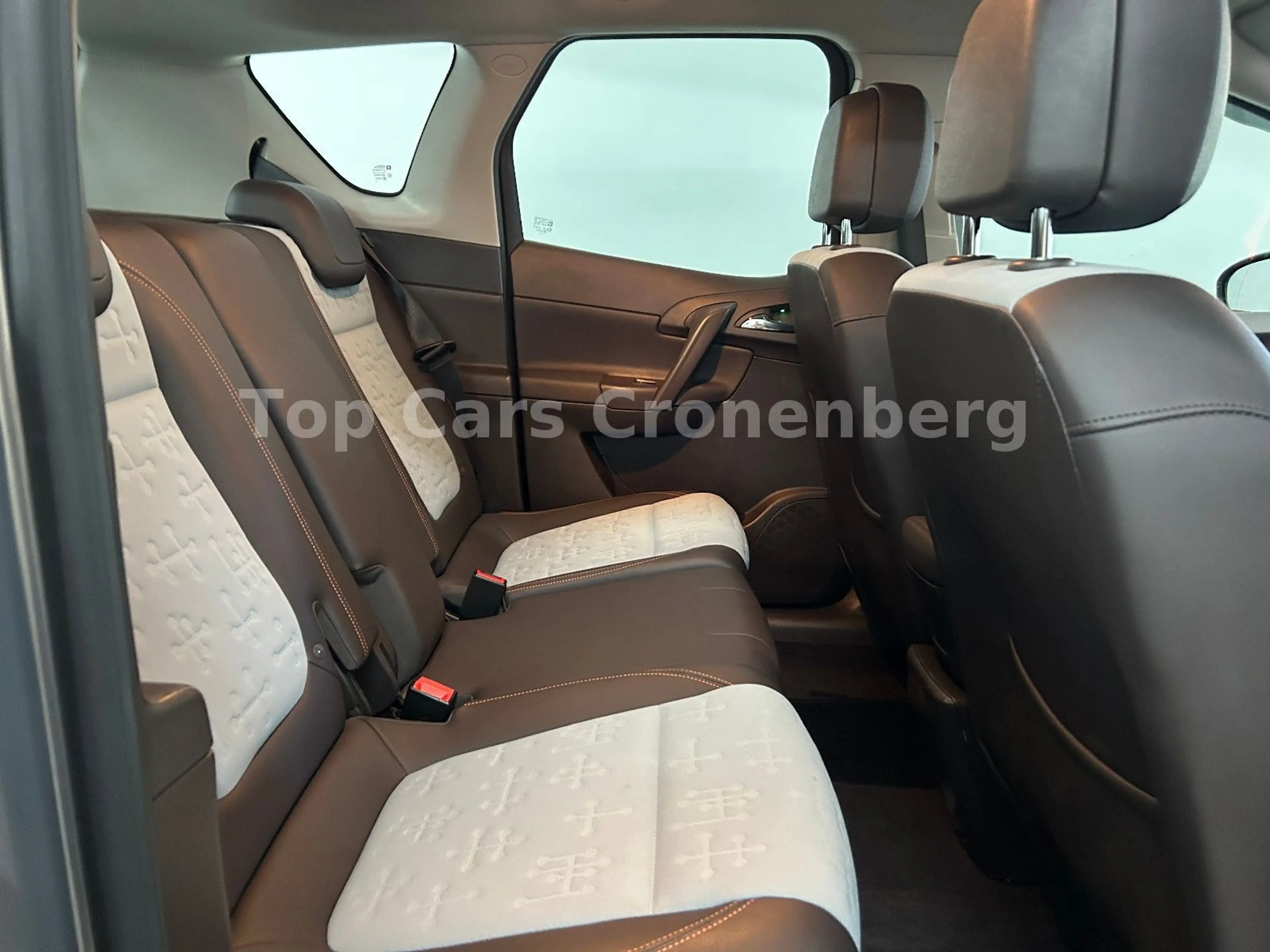 Opel Meriva 1.4 B Innovation*Leder*Navi*PDC*SHZ*EURO5 — photo 8