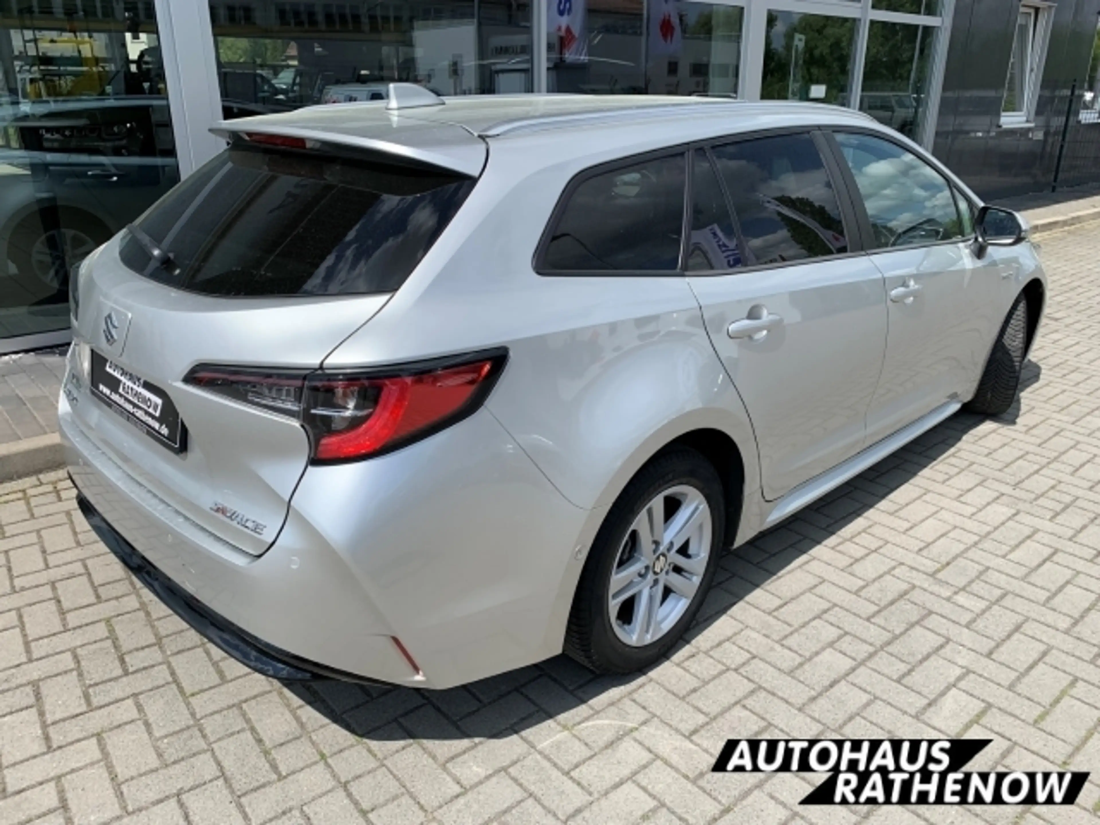 Suzuki Swace 1.8 HYBRID CVT Comfort+ ab 3,99% eff. digitales Co — photo 5