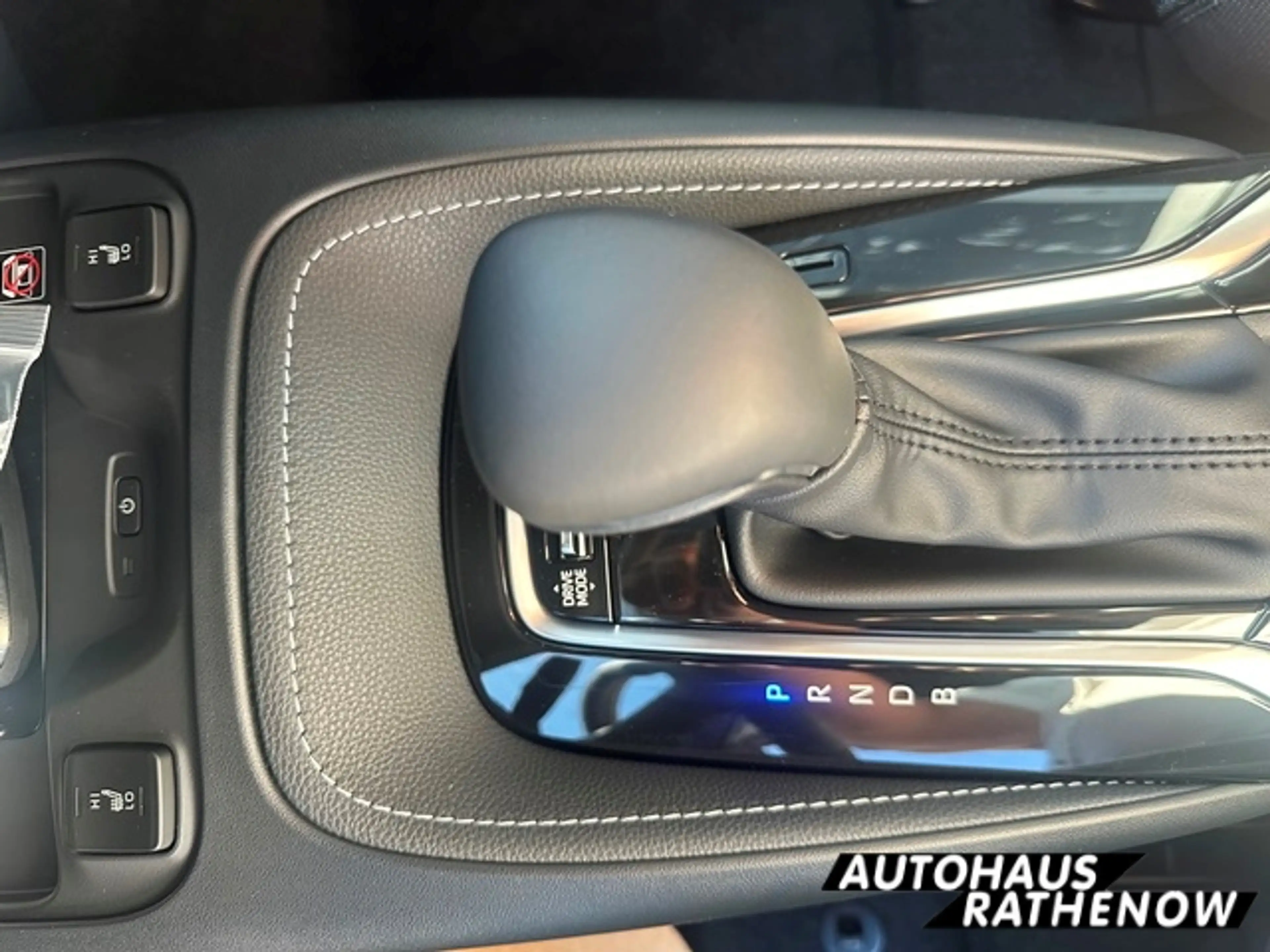 Suzuki Swace 1.8 HYBRID CVT Comfort+ ab 3,99% eff. digitales Co — photo 15