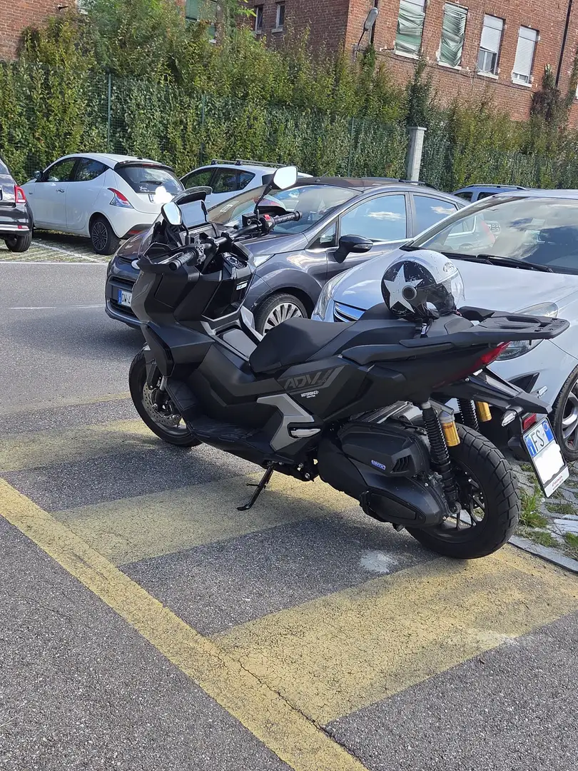 Honda ADV 350 limited edition - 2