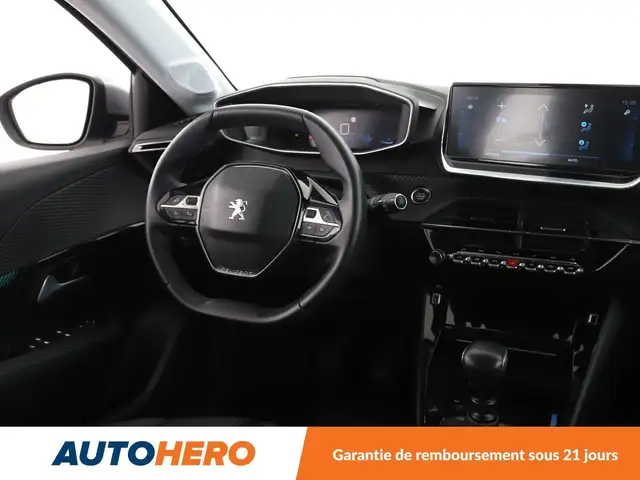 Peugeot 208 view 13
