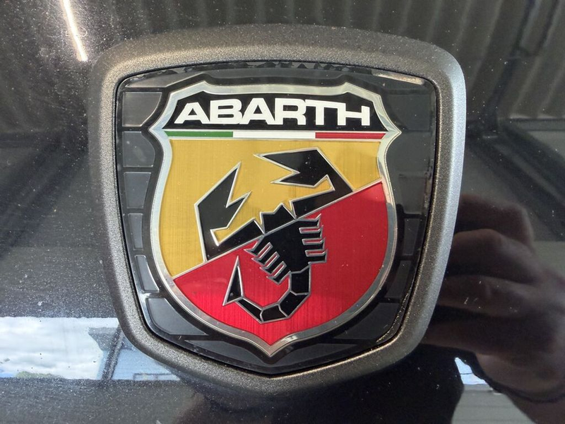 Abarth 500 595 Competizione Sport Edition -1. Besitz — photo 11