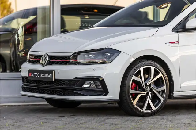 Volkswagen Polo view 14