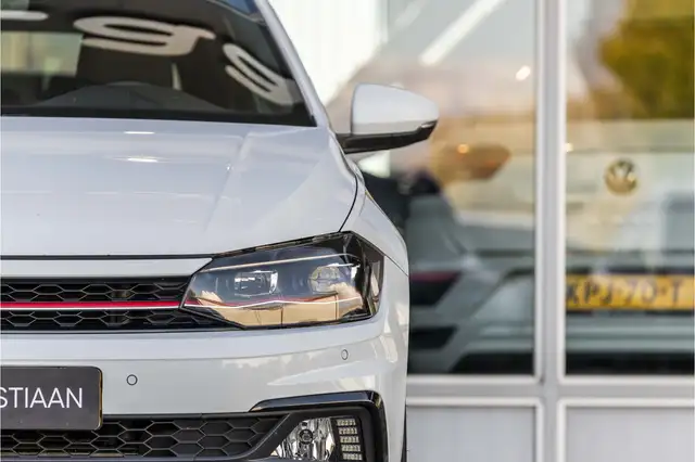 Volkswagen Polo view 19