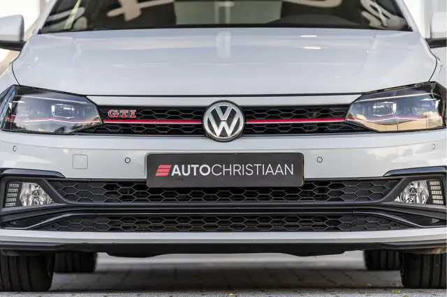 Volkswagen Polo view 16