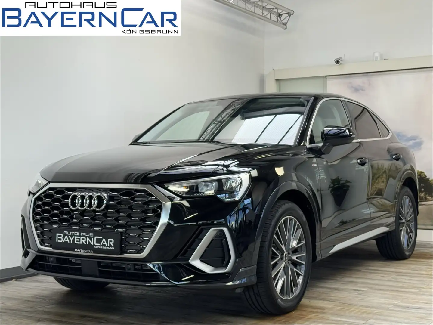 Audi Q3 Sportback 35TFSI S line ACC Schiebedach Schwarz - 1