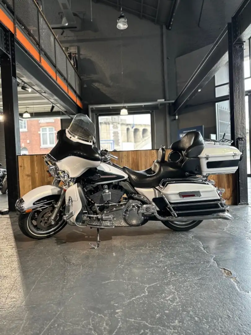 Harley-Davidson Ultra Classic ELECTRA TOURING Білий - 2