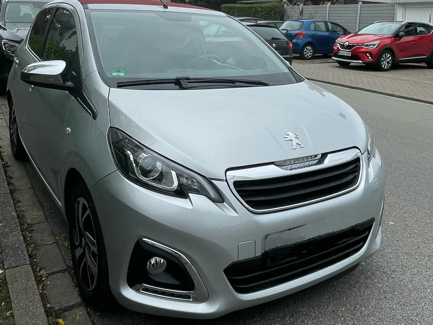 Peugeot 108 108 TOP Collection VTI 72 Stop mit Stoffdach Silber - 1