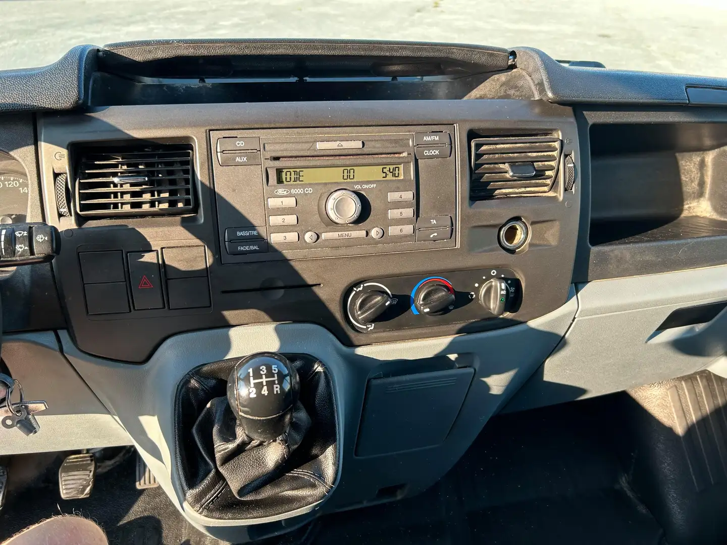 Ford Transit Kastenwagen Weiß - 2