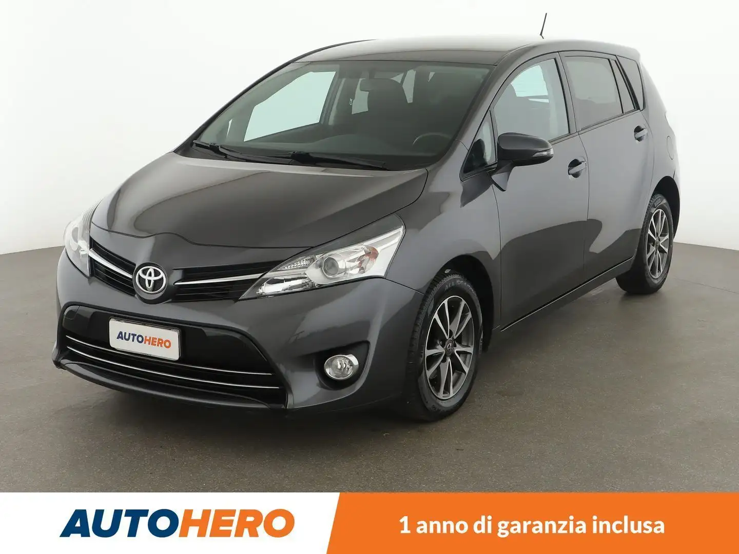 Toyota Verso 2.0 D-4D Active Grigio - 1