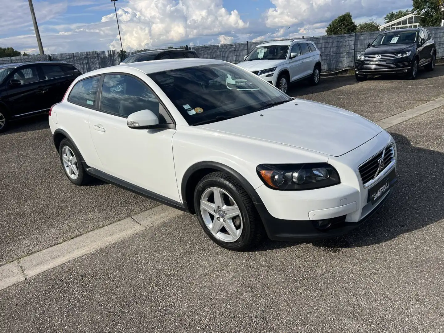 Volvo C30 2.0 D 136ch Kinetic Powershift BVA 1erMain Clim Di Alb - 2