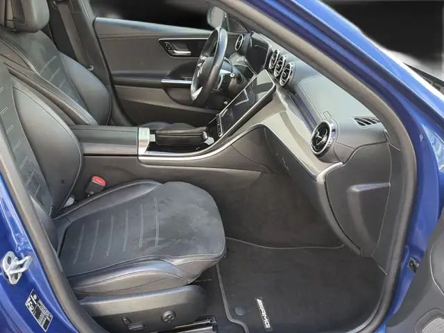 Mercedes-Benz C-Class view 14