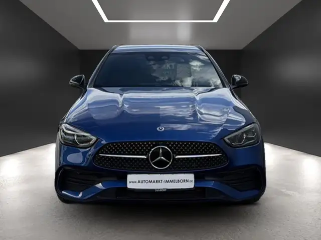 Mercedes-Benz C-Class view 9