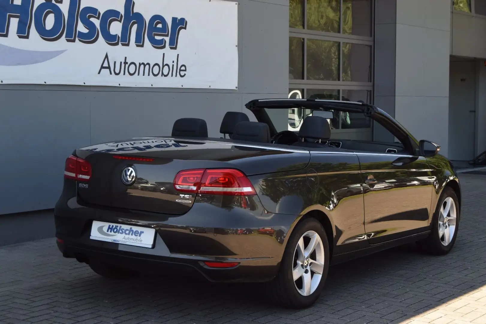 Volkswagen Eos Sport,Navi,Leder,Parks,Sitzh,, Schwarz - 2