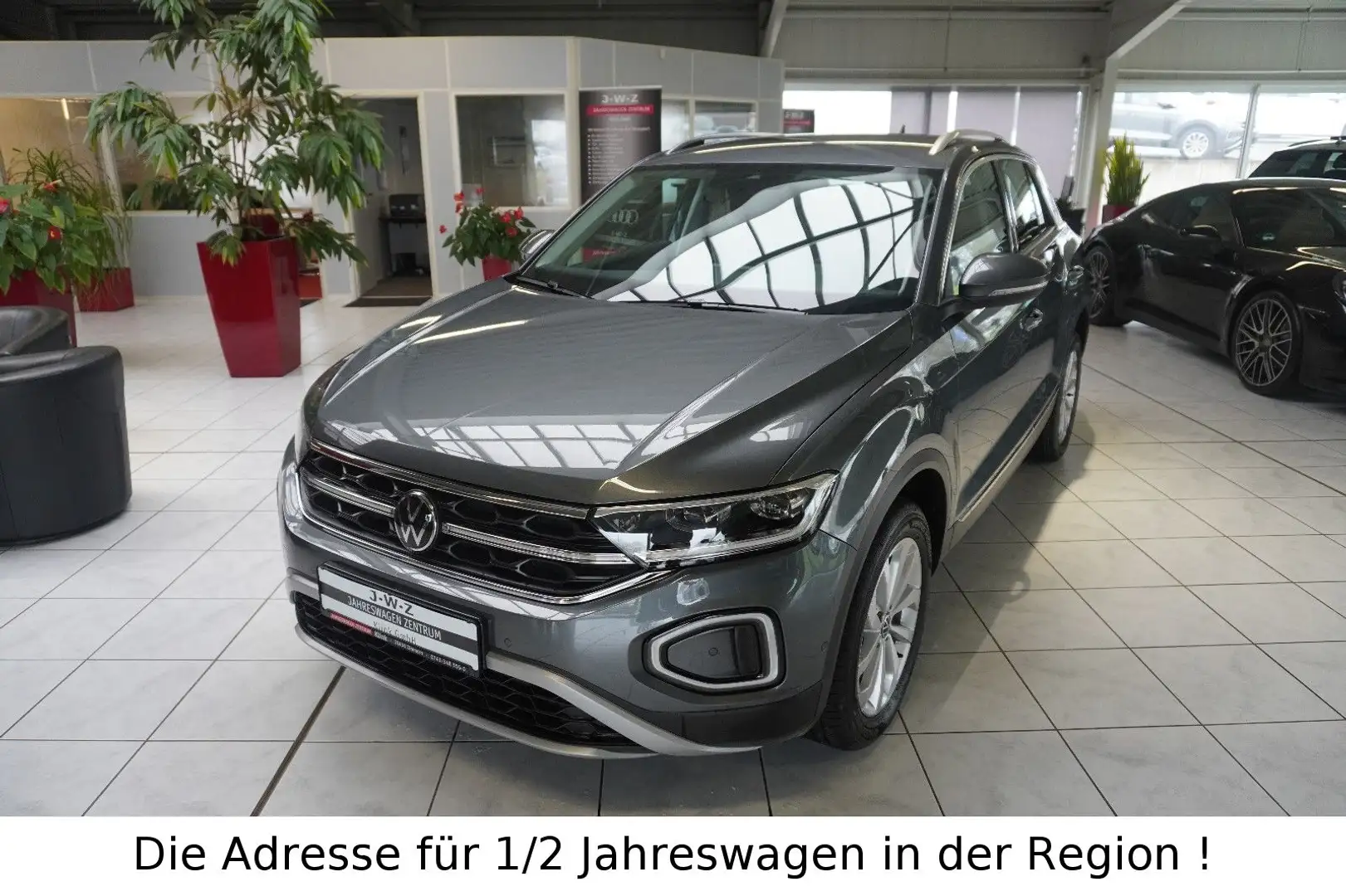 Volkswagen T-Roc Life 1.5 TSI*LED*ACC*APP CONNECT* Grey - 1
