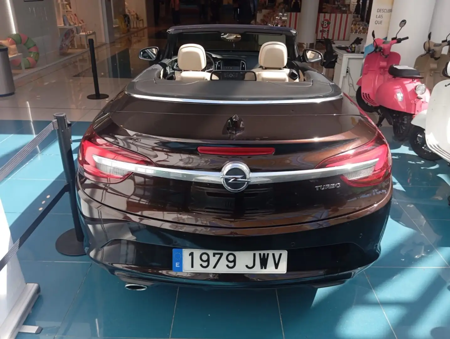 Opel Cabrio 1.6T S&S Excellence Aut. Marrón - 2