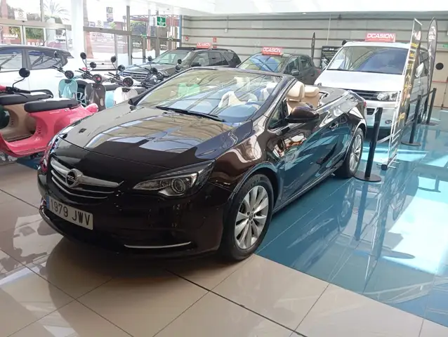 Opel Cabrio 1.6T S&S Excellence Aut.