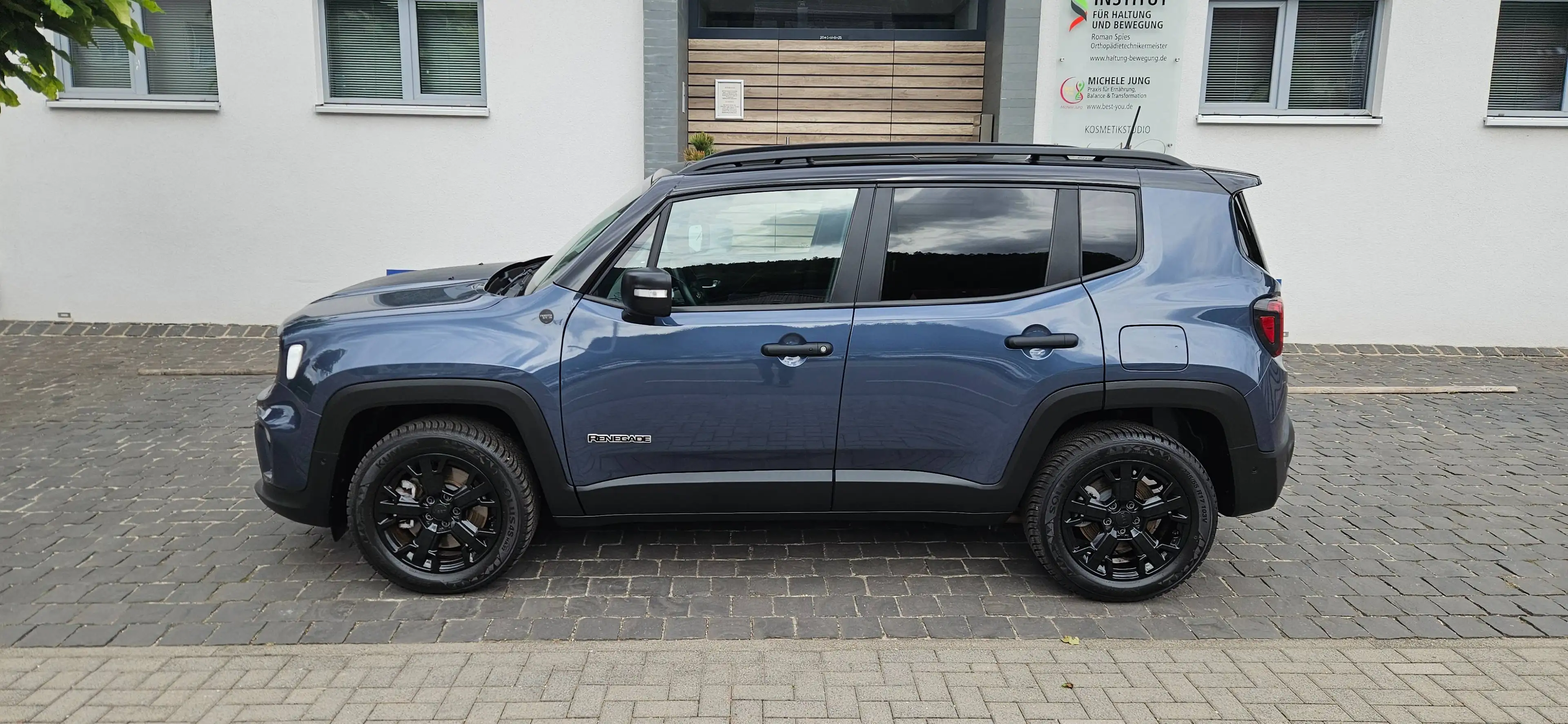Jeep Renegade North Star Plug-In-Hybrid 4xe - Elektro | 4x4 | 1. Hand — photo 4