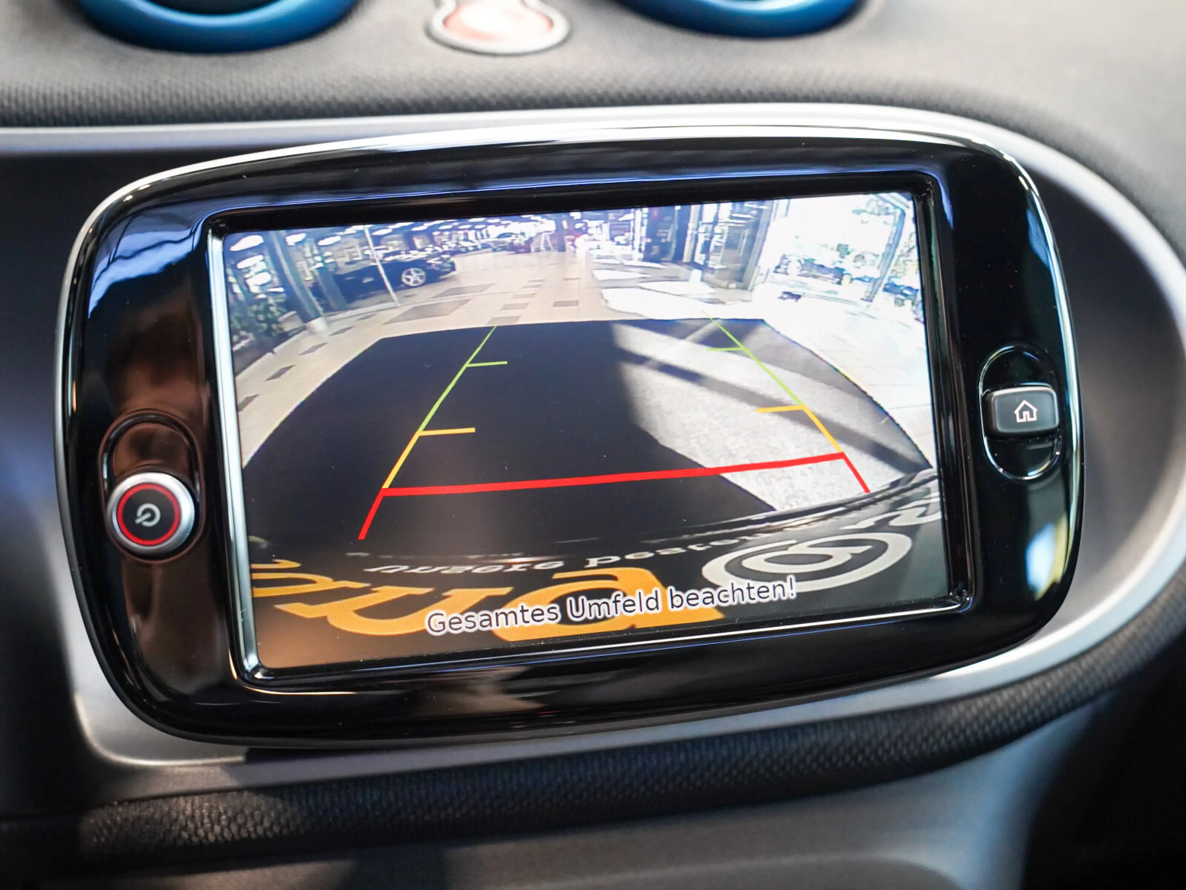 smart forTwo EQ cabrio passion Ganzjahresreifen DAB — photo 20