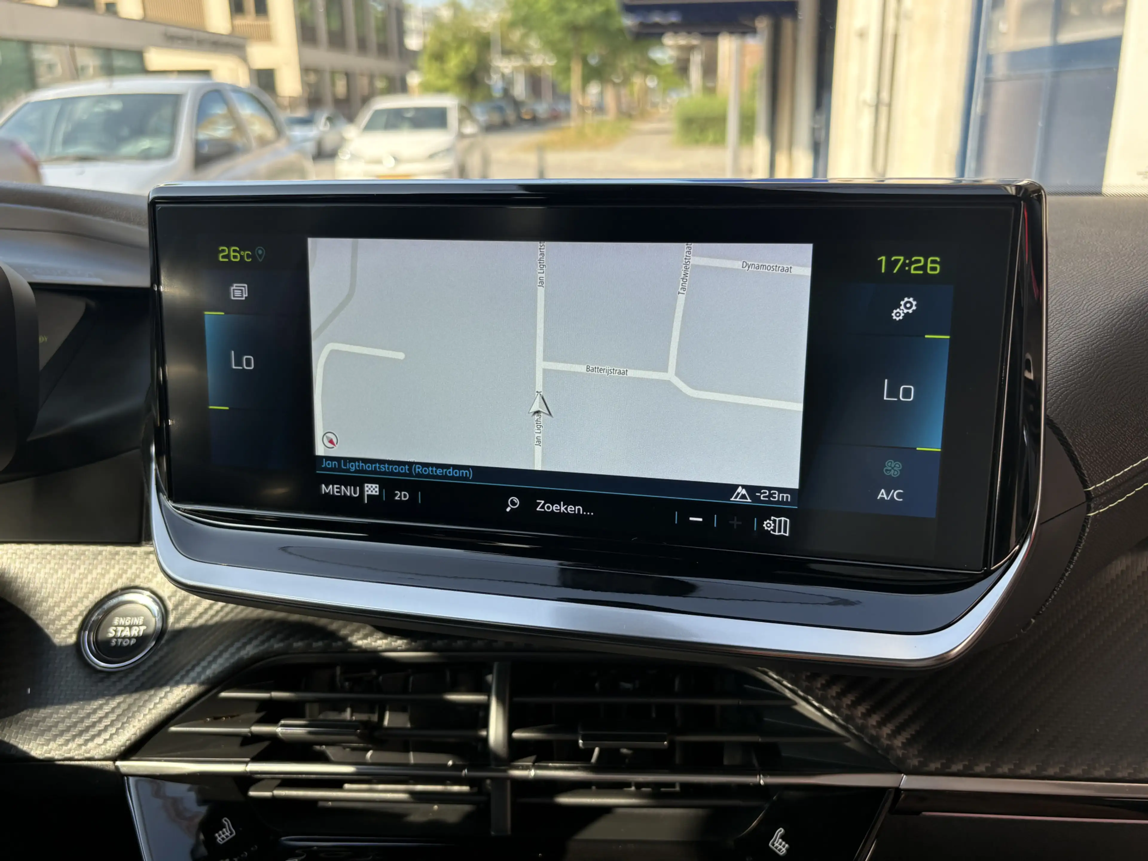 Peugeot e-2008 EV GT Pack 50 kWh — photo 15