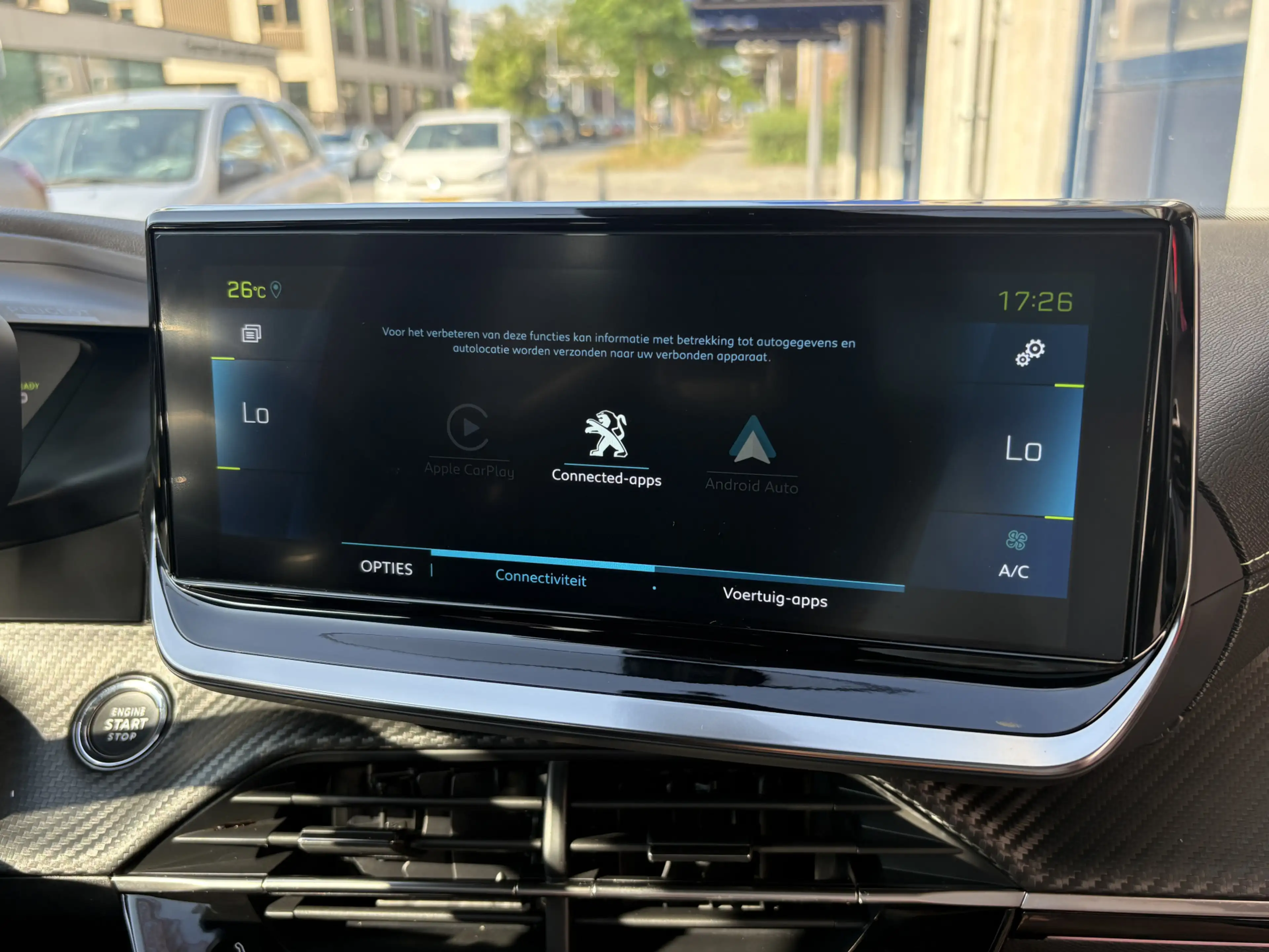 Peugeot e-2008 EV GT Pack 50 kWh — photo 14