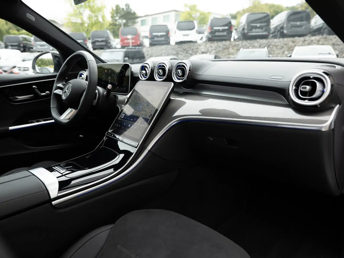 Mercedes-Benz C 220 d AMG-Sport/DIGITAL/360/Pano/Night/Distr/ Weiß - 2