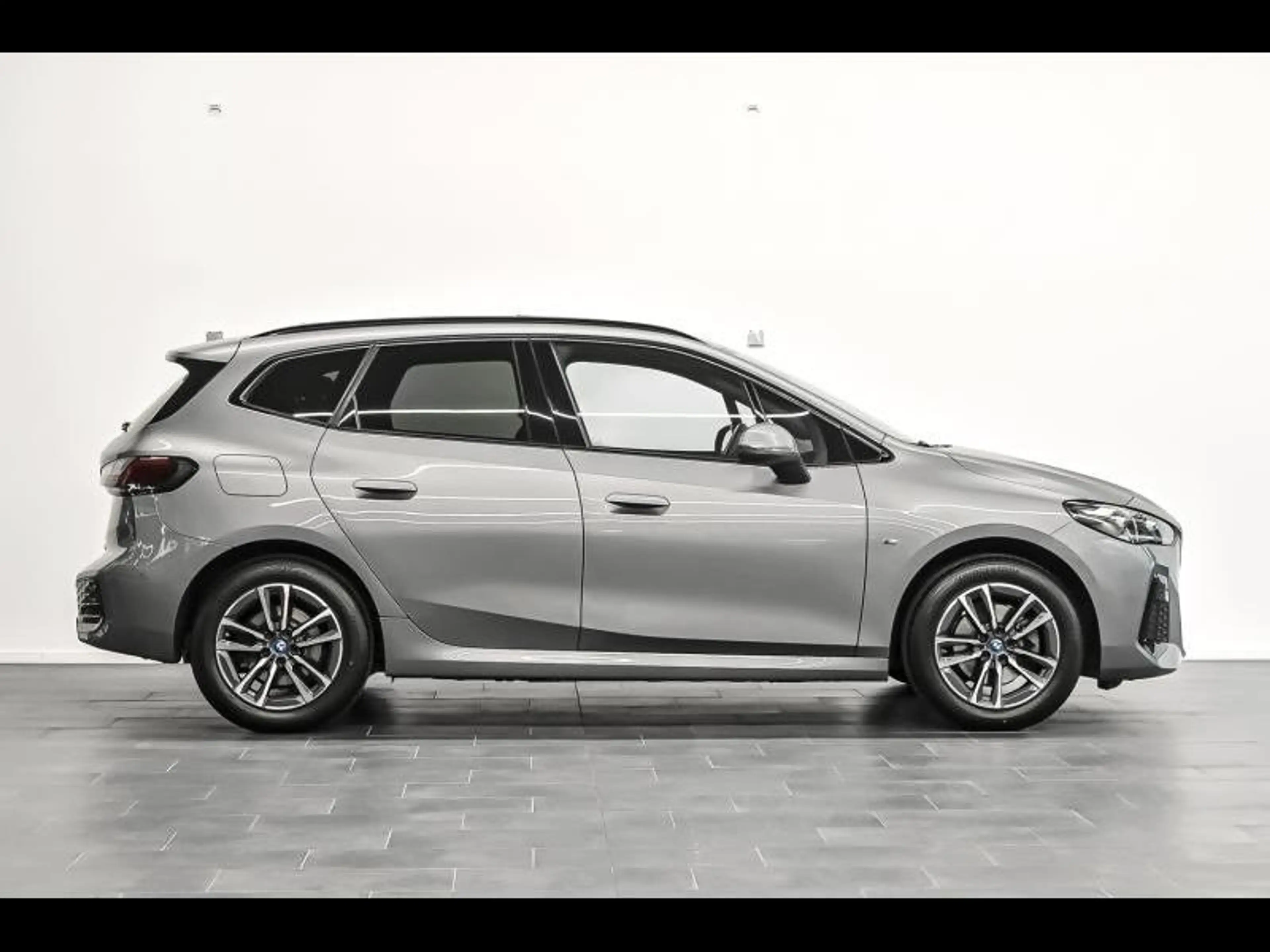 BMW 225 e xDrive Active Tourer/M-Sport — photo 3