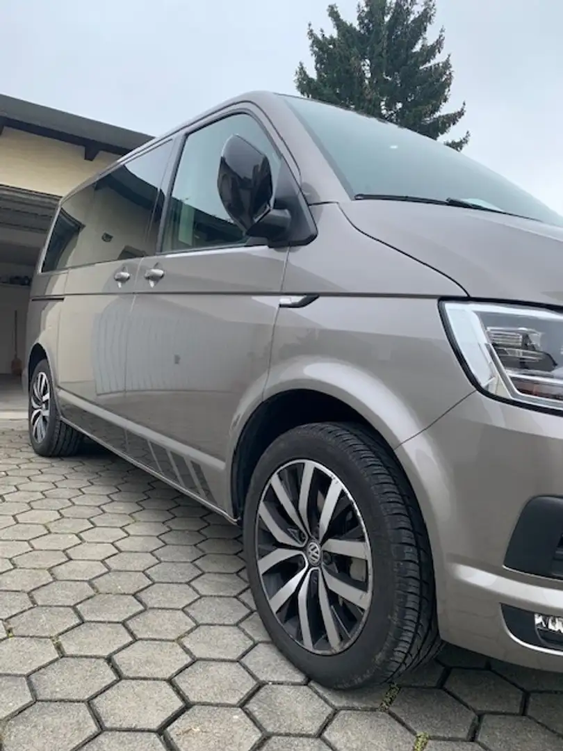 Volkswagen T6 Multivan Multivan DSG Kurz Edition Beige - 1