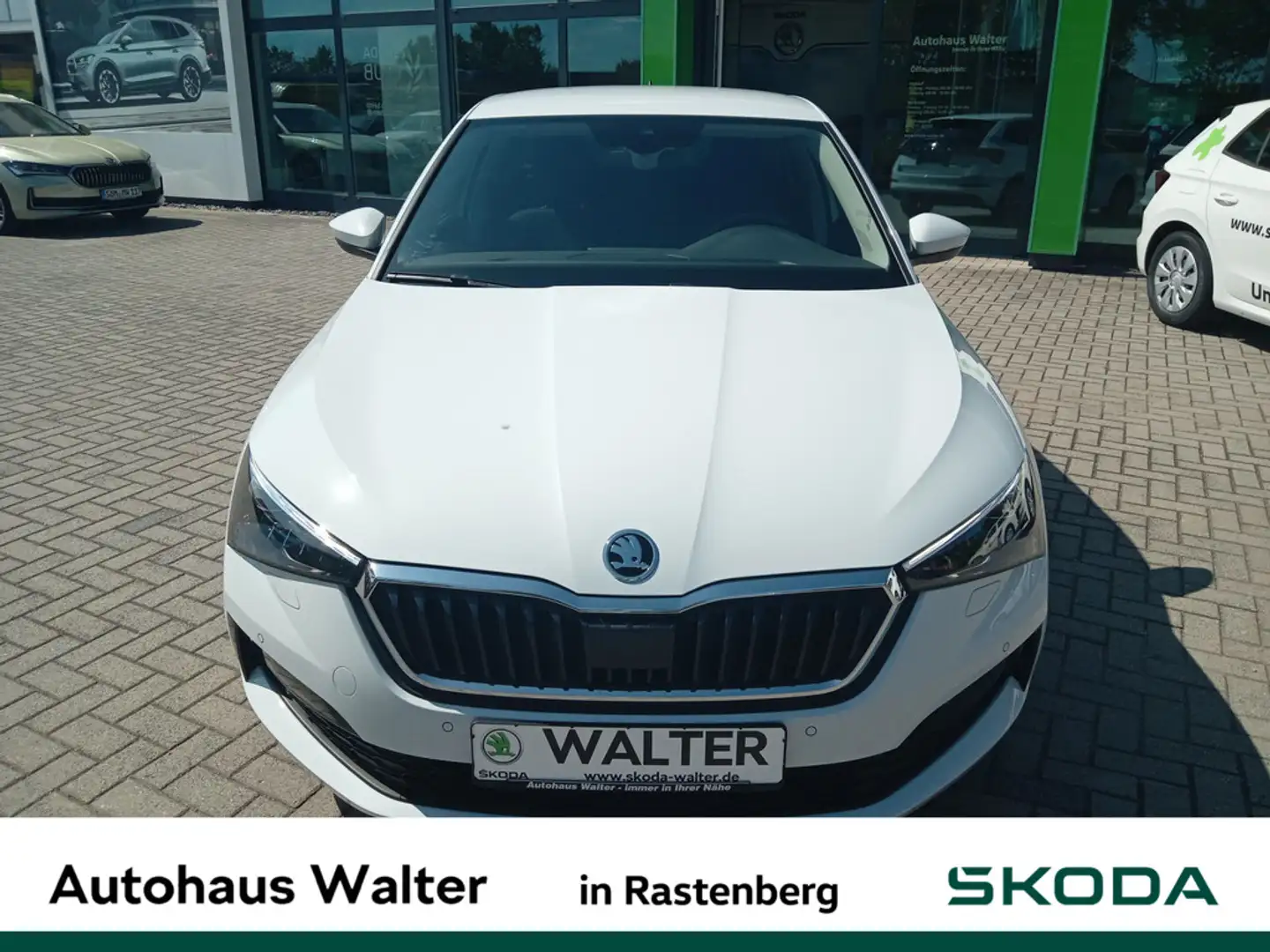 Skoda Scala 1.0 TSI Tour Weiß - 2