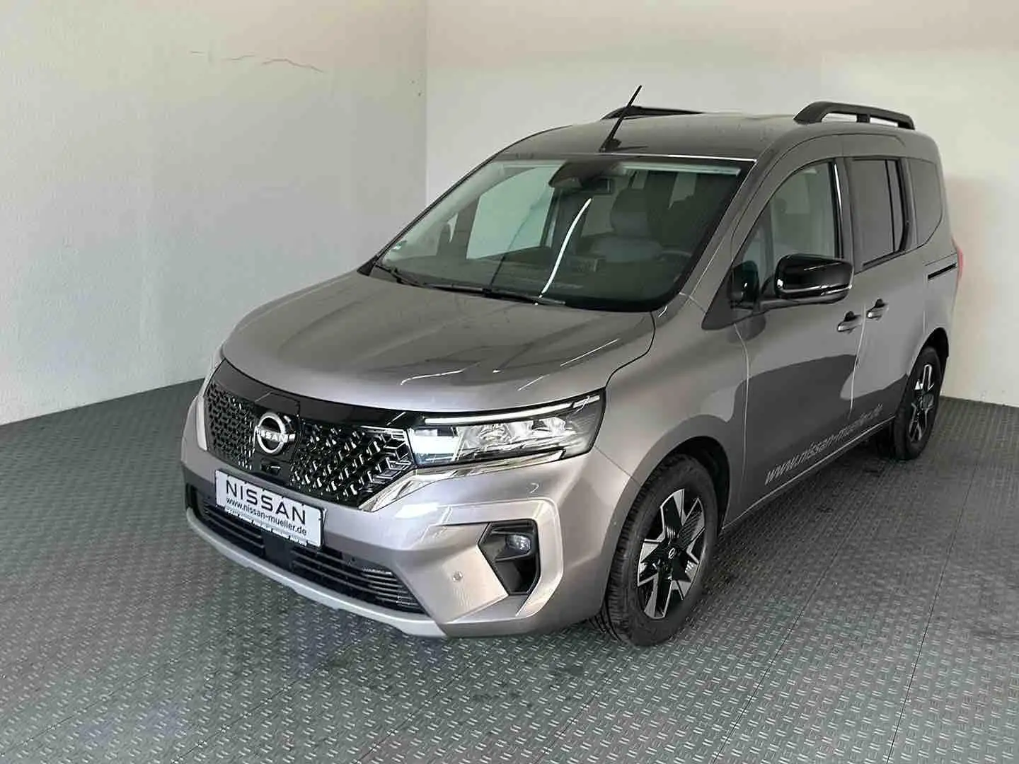 Nissan Townstar EV Kombi Tekna L1 45kWh CCS Winterpaket Gris - 2