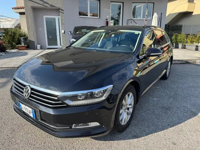 Volkswagen Passat Passat Variant 2.0 TDI DSG Business BlueMotion Tec