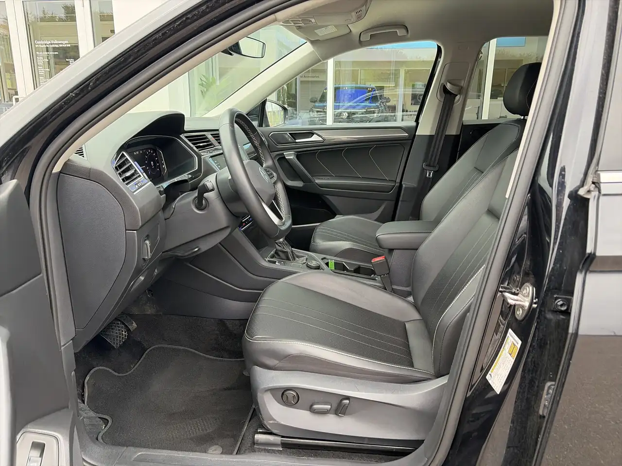 Volkswagen Tiguan снимка Volkswagen Tiguan