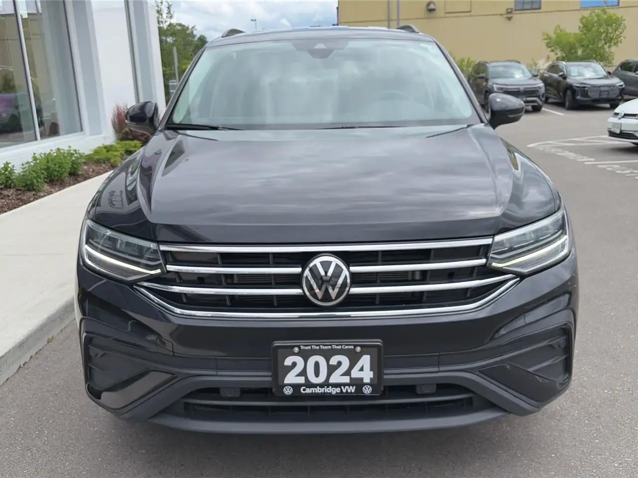 Volkswagen Tiguan снимка Volkswagen Tiguan