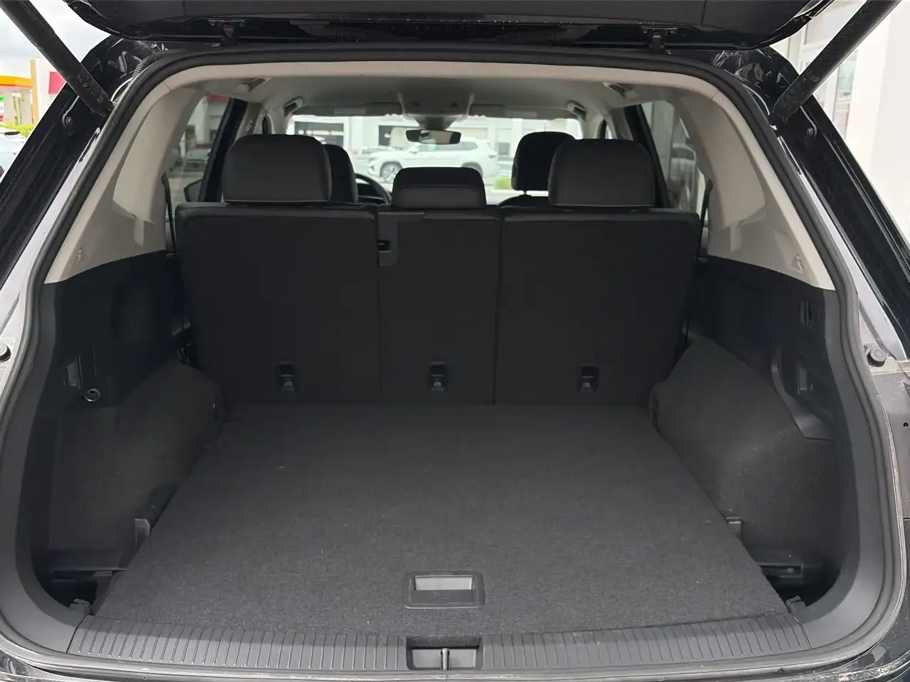Volkswagen Tiguan снимка Volkswagen Tiguan