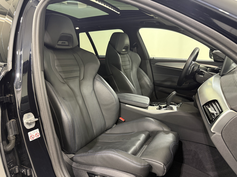 BMW 540 d xDrive Touring M Sportpaket Pro Standhzg — photo 15