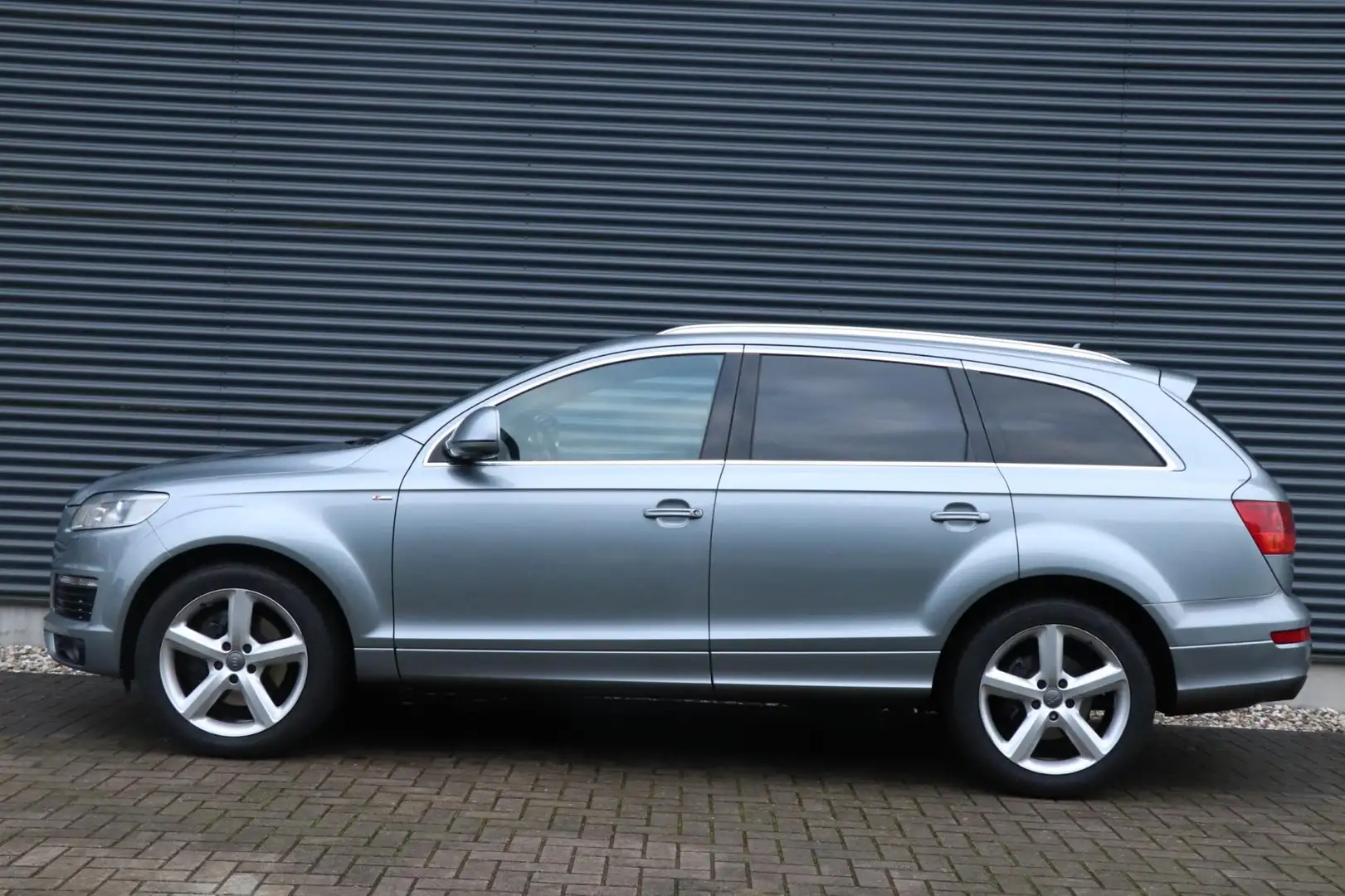 Audi Q7 3.0 TDI | S-Line - Youngtimer - Dealer ond. - Trek Grau - 2