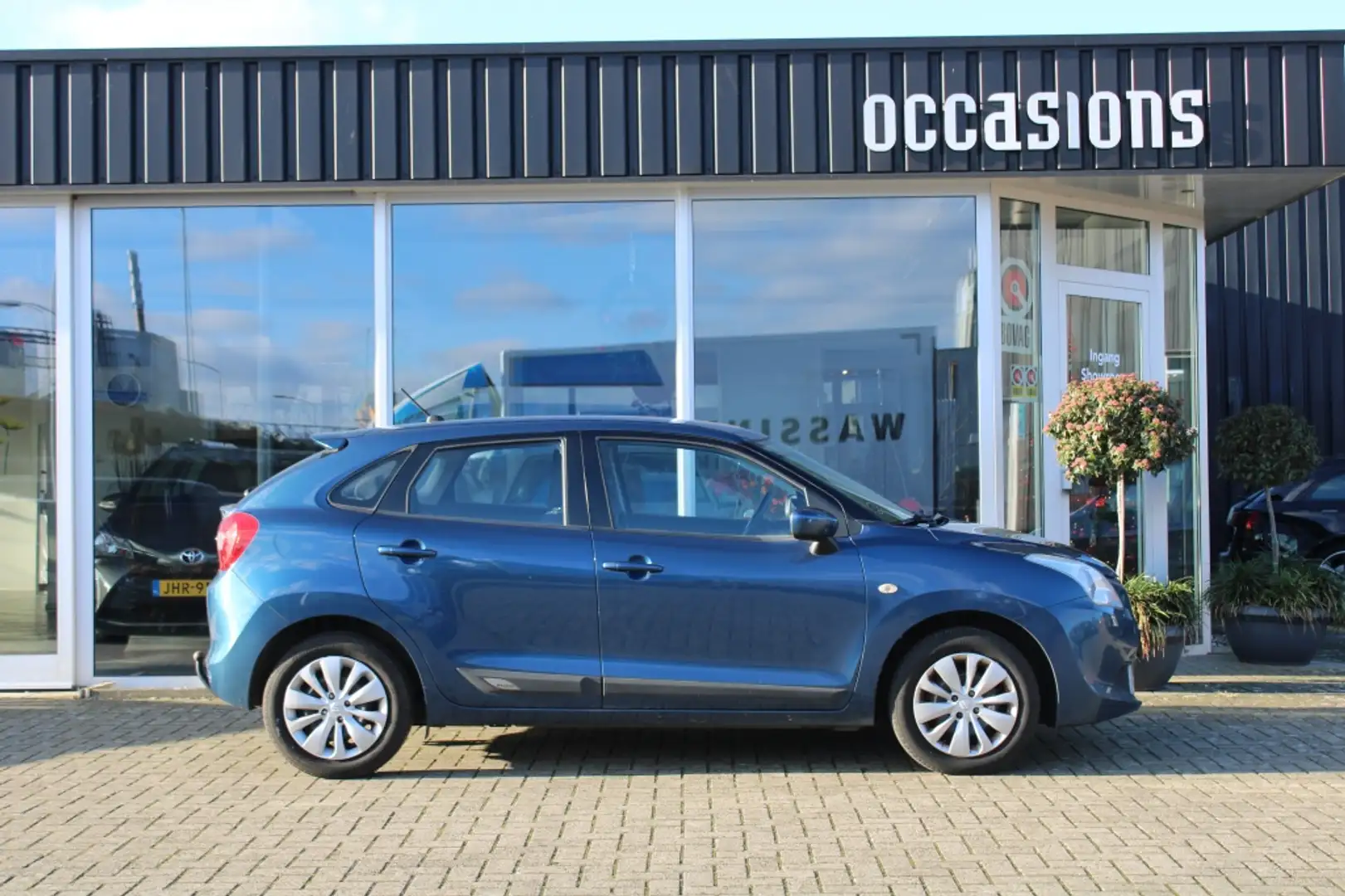 Suzuki Baleno 1.2 Comfort Gris - 2